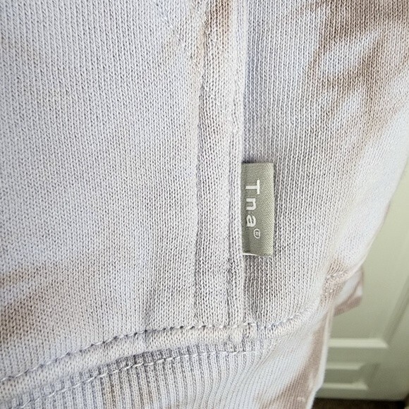 TNA Aritzia Tie Dye Hoodie Sweatshirt Cotton Blend Pullover Top Size 1 fits S/M - Picture 10 of 13